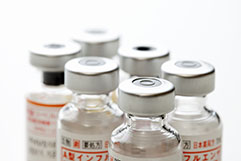 インフルエンザ、肺炎球菌ワクチンなどの各種予防接種